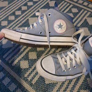 Women's size 6 Converse High Tops lavender color